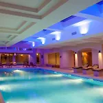 Royal 4*