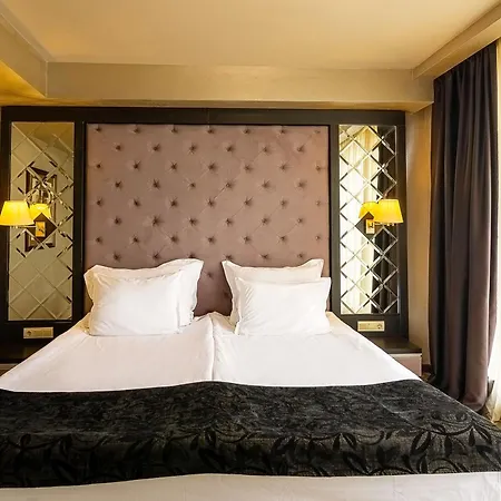 Hotel Royal 4*