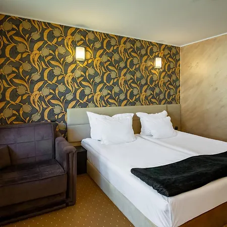 Royal Hotel 4*