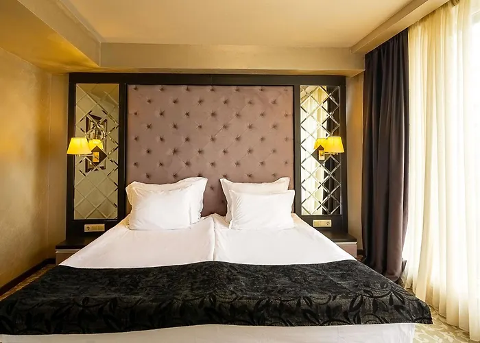 Отель роял 4*